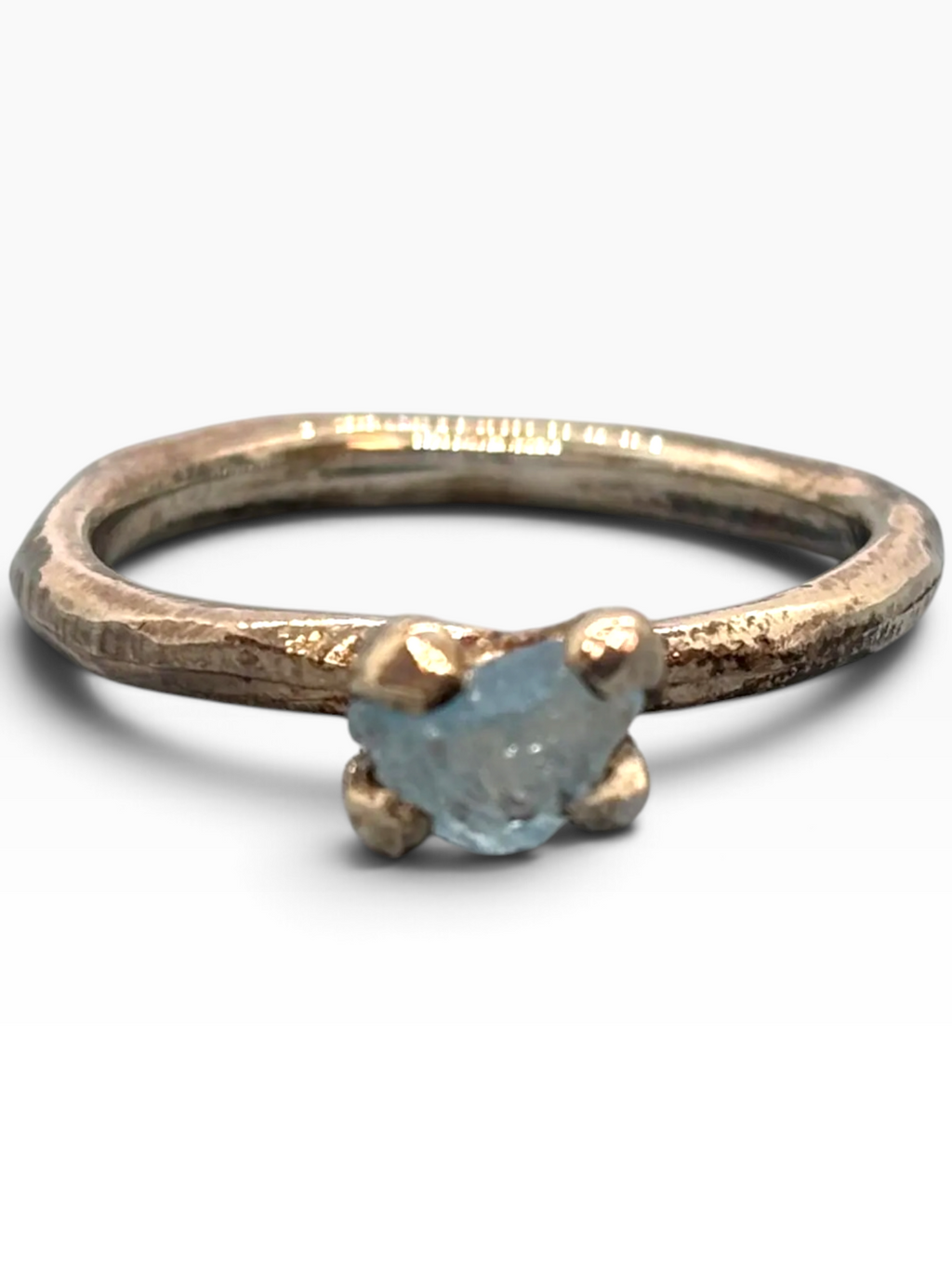 Anello Solitario "Stone" in Argento 925 con Acquamarina Naturale Grezza