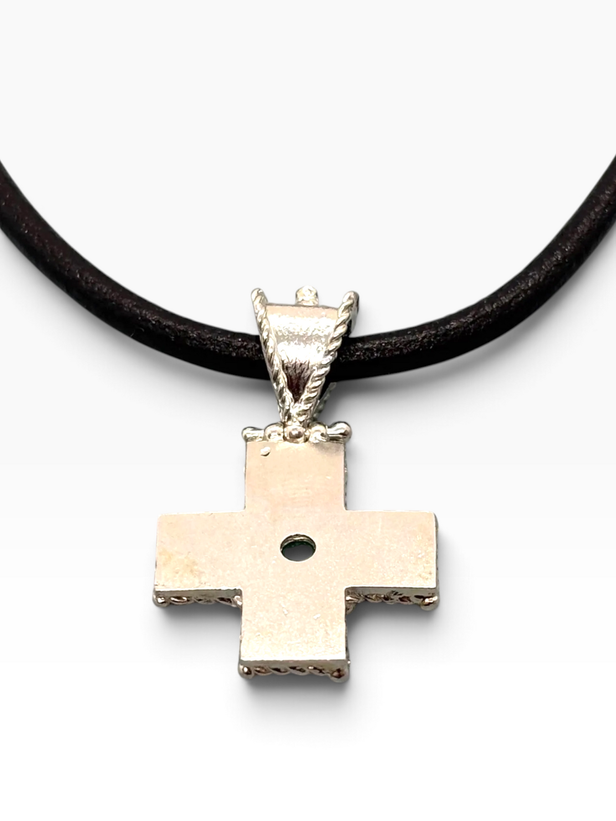 Ciondolo Croce in Argento 925 Massiccio e Smeraldo – Design Etrusco Medievale